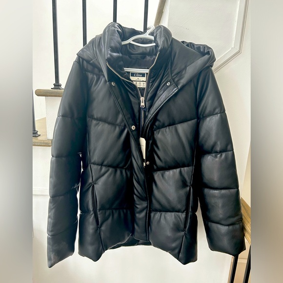 Abercrombie and fitch woman’s leather bomber - Picture 1 of 3